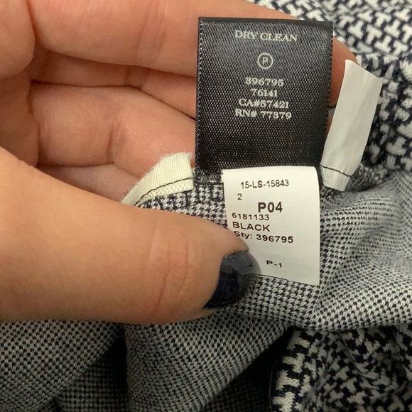 Ann Taylor black and white circle skirt - Picture 6 of 7